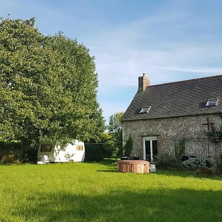 Avec Jardin Et Jacuzzi Prive